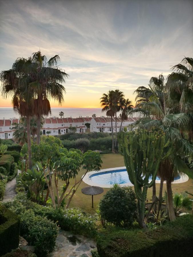 Appartement Met Zeezicht En Vlakbij Het Strand Manilva Eksteriør billede