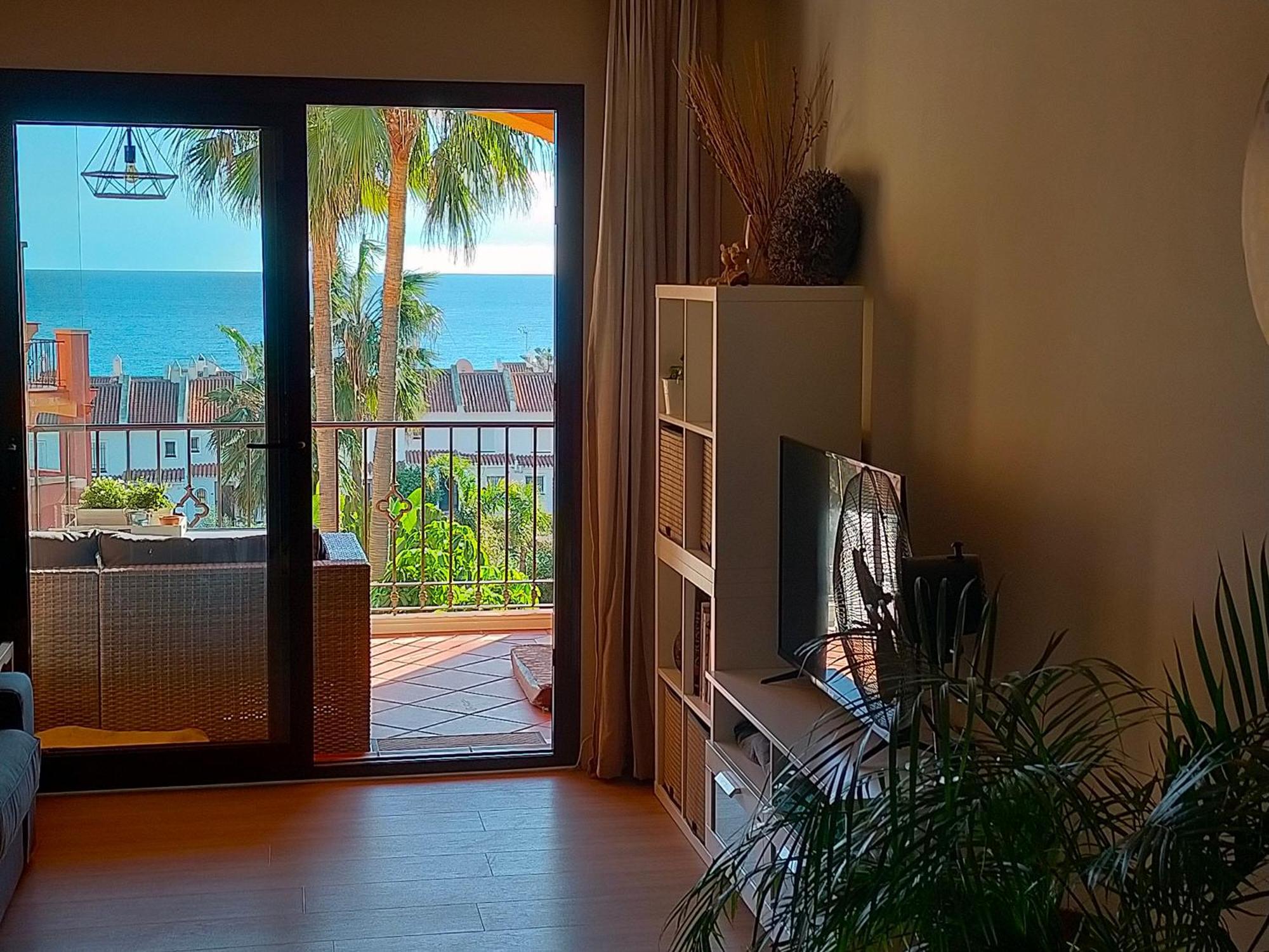 Appartement Met Zeezicht En Vlakbij Het Strand Manilva Eksteriør billede