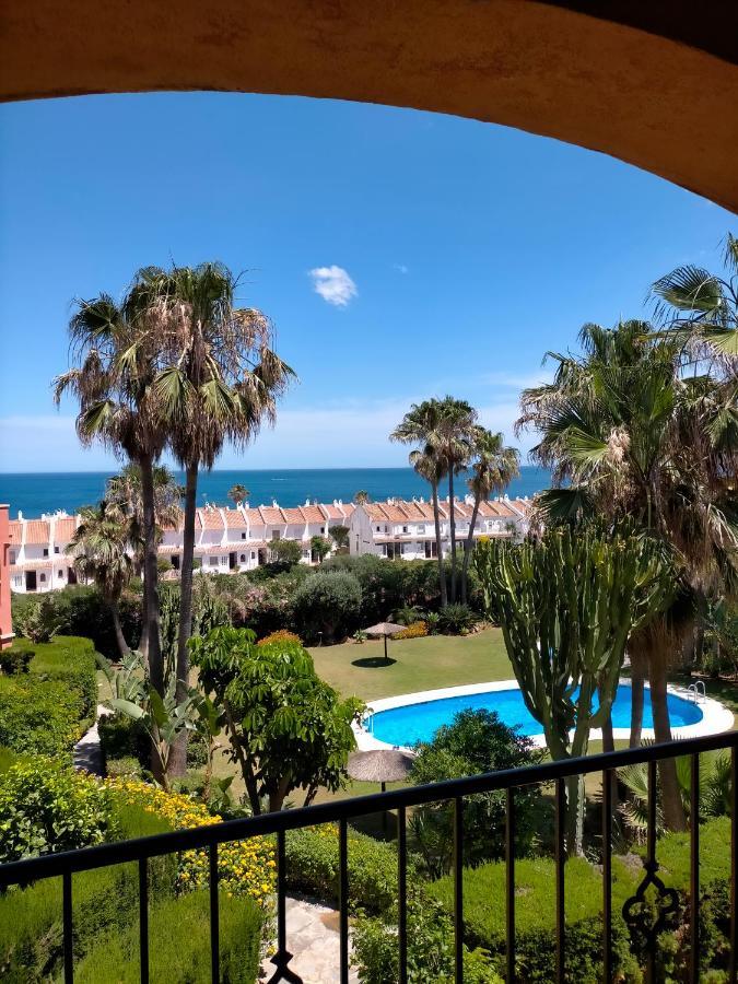 Appartement Met Zeezicht En Vlakbij Het Strand Manilva Eksteriør billede