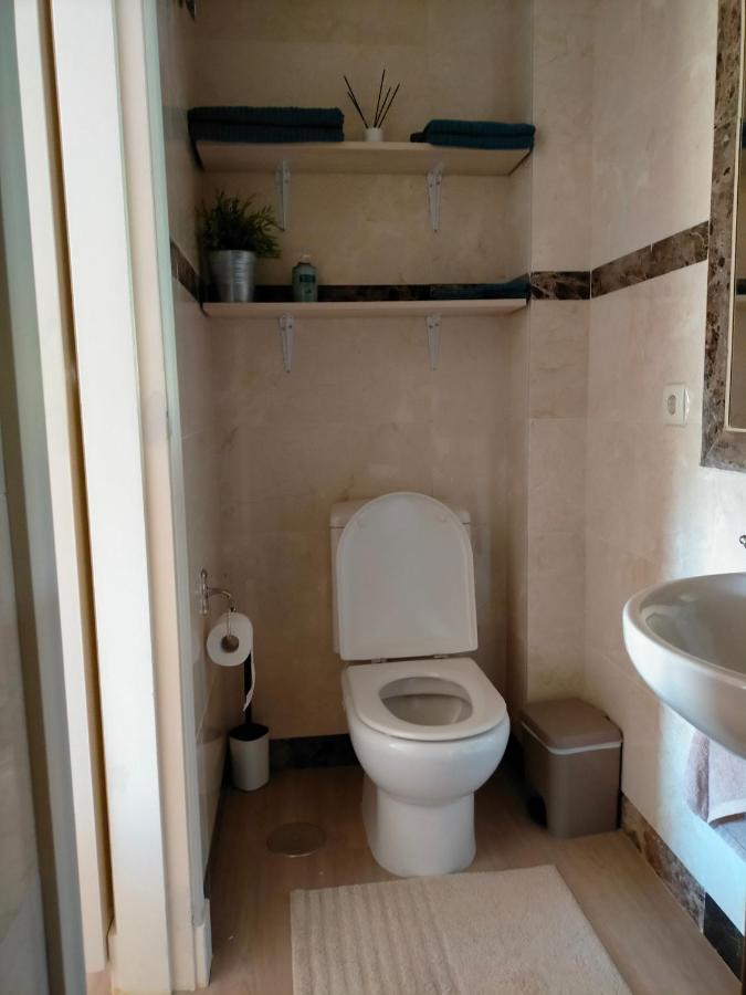 Appartement Met Zeezicht En Vlakbij Het Strand Manilva Eksteriør billede