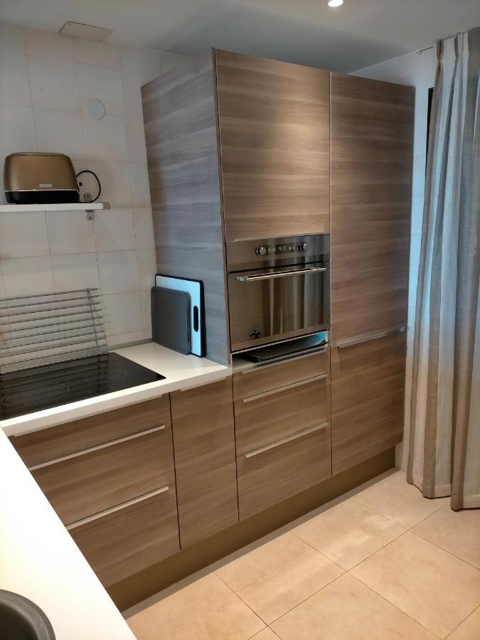 Appartement Met Zeezicht En Vlakbij Het Strand Manilva Eksteriør billede